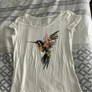 New York & Company Cream Hummingbird Tee